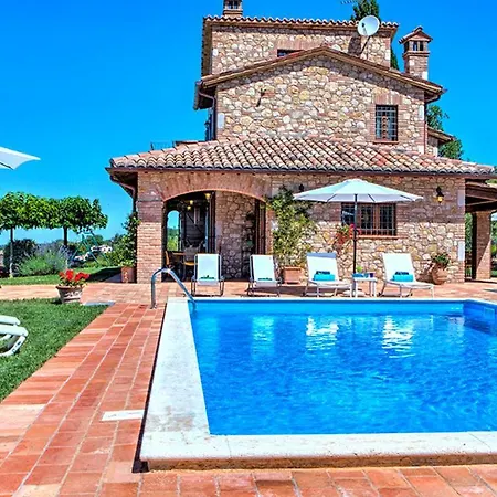 Bella 8, Emma Massa Martana