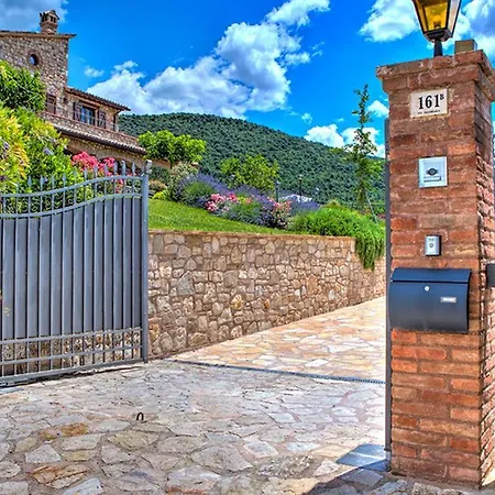 Βίλα Bella 8, Emma *