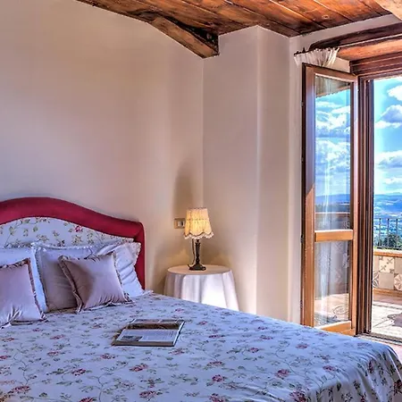 Bella 8, Emma Villa Massa Martana