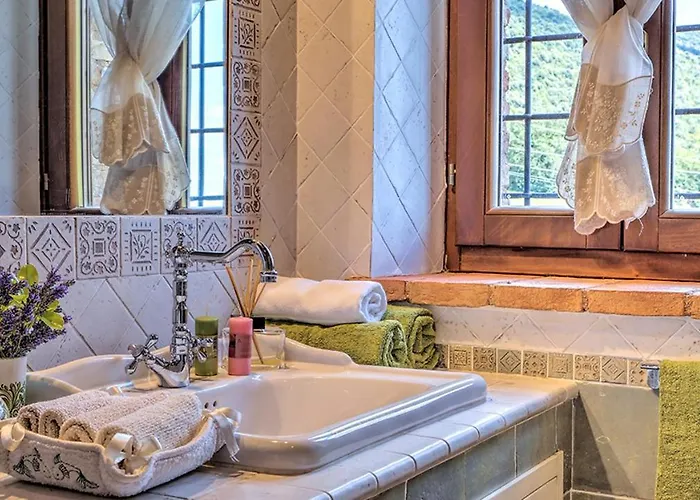 Вилла Bella 8, Emma *