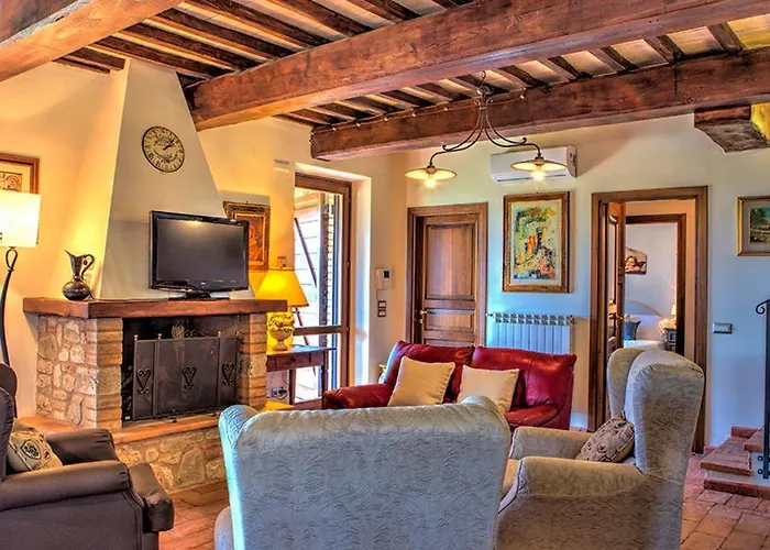 Bella 8, Emma Вилла Масса-Мартана