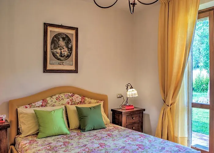 Bella 8, Emma 빌라